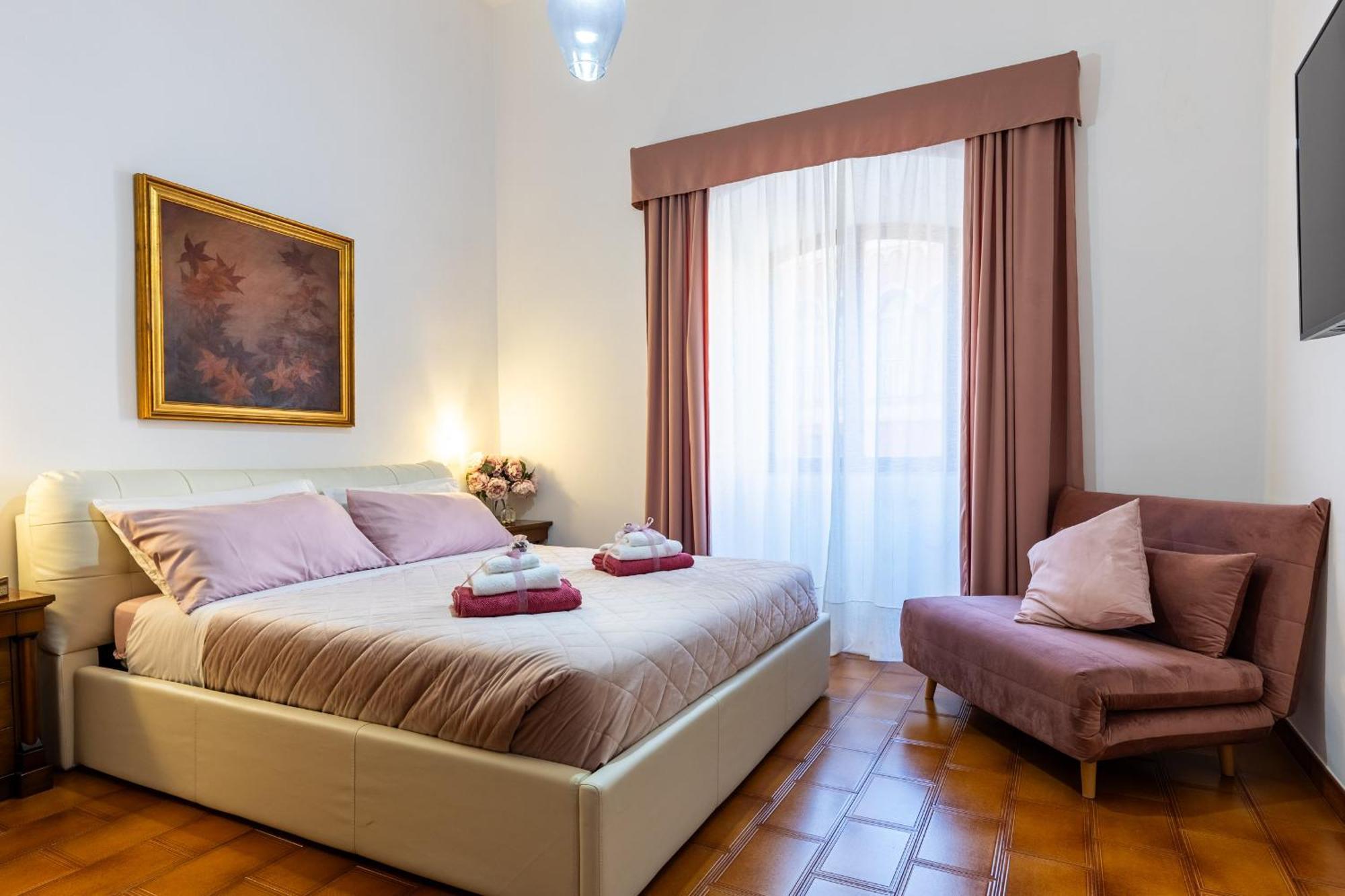 Roma E Il Pittore Luaran gambar